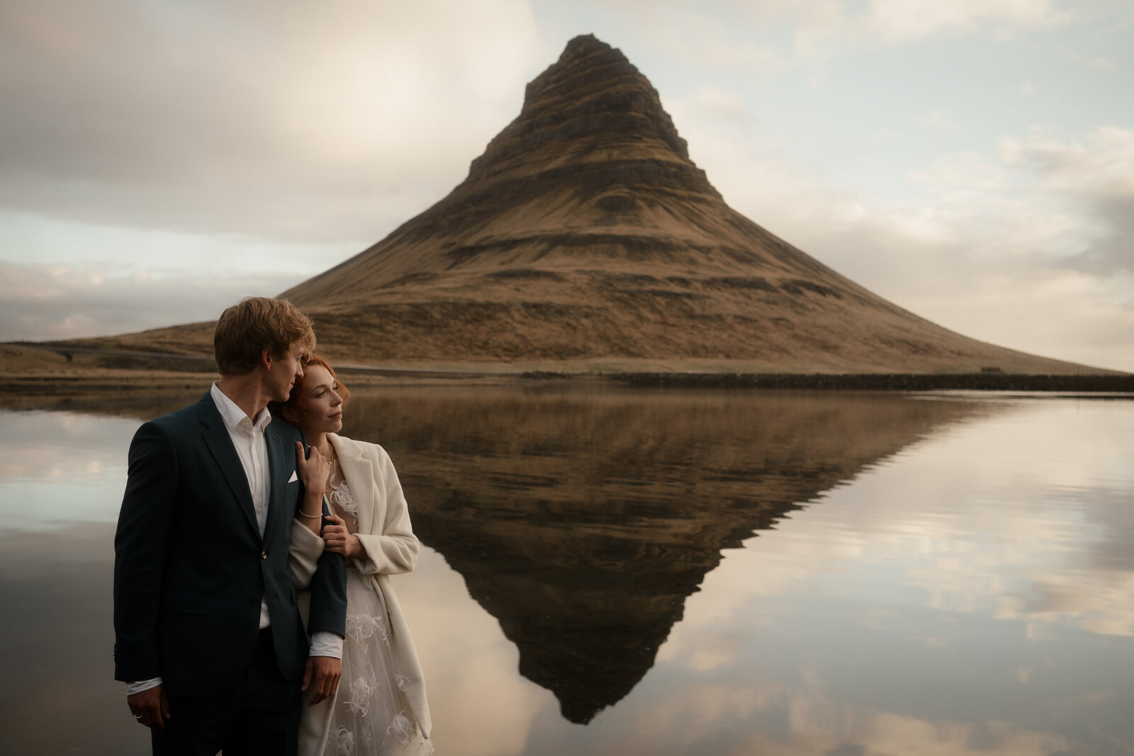 Wedding couple in nature