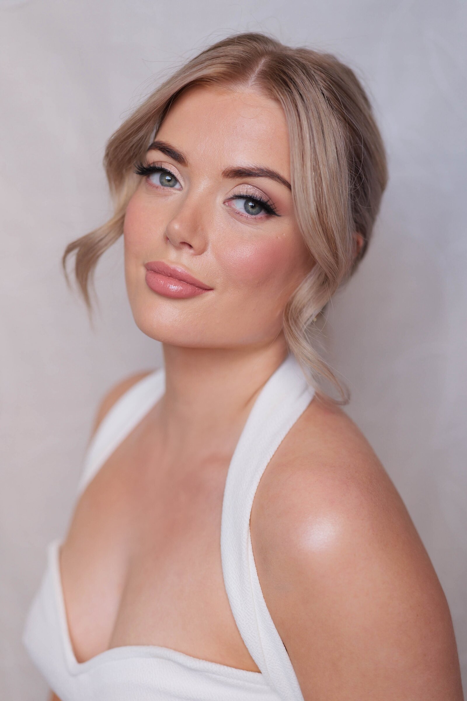 BRIDES BY DEMI NUDE SMOKY ROSE ELEGANT BRIDAL MAKEUP 19