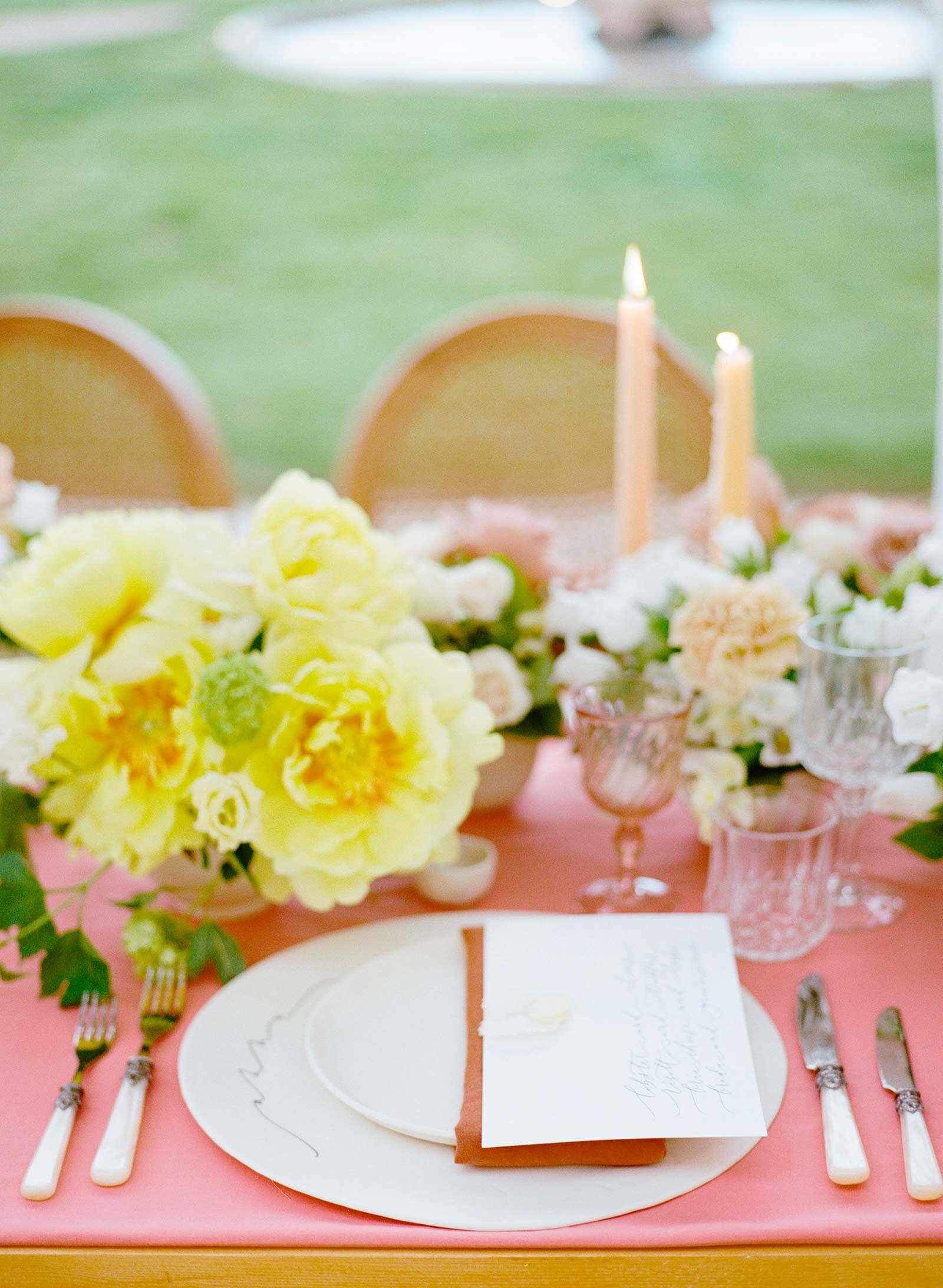 068b_provence_wedding_chateau_de_fonscolombe