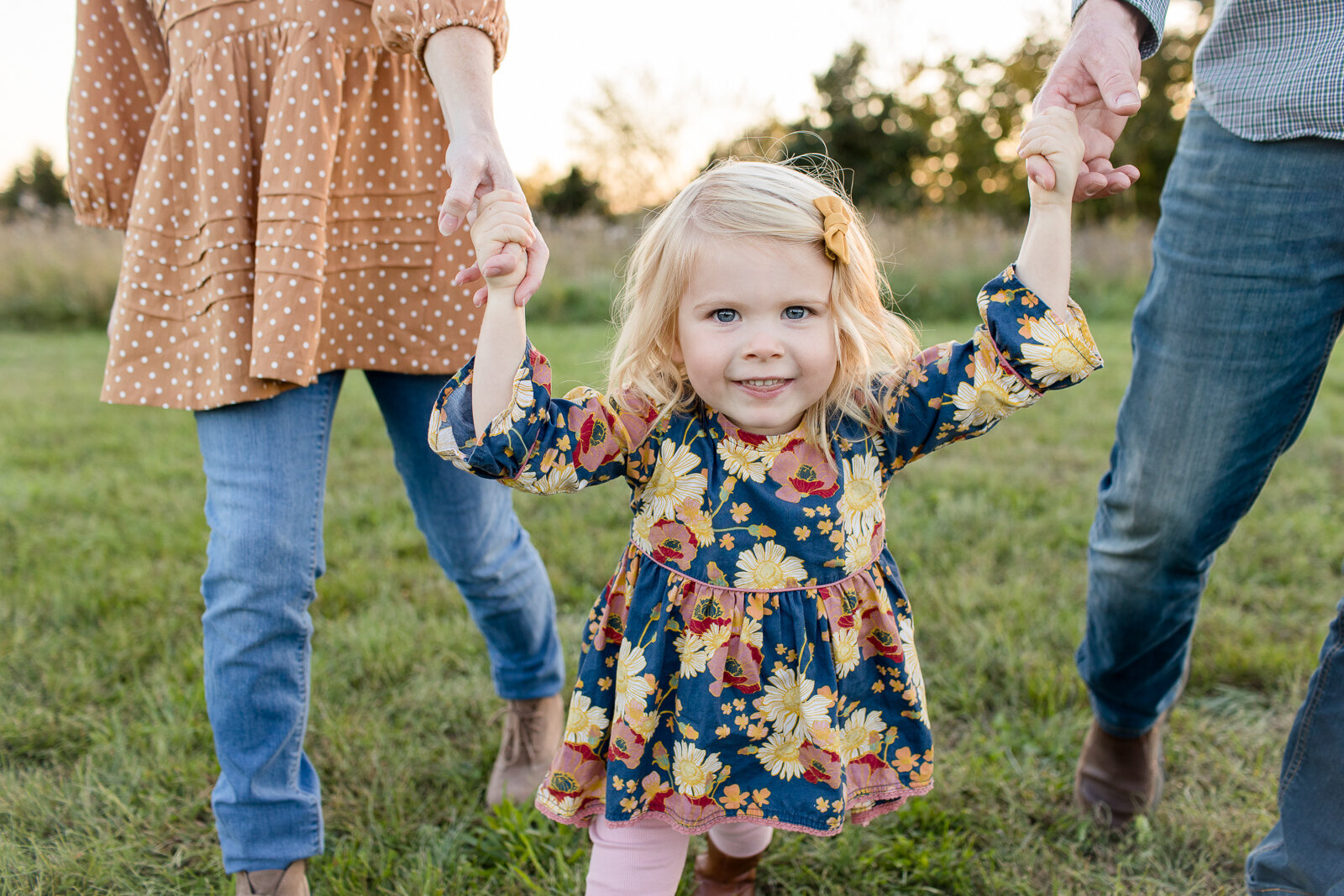 outdoor_family_lifestyle_photography_session_Frankfort_KY_photographer_fall-2