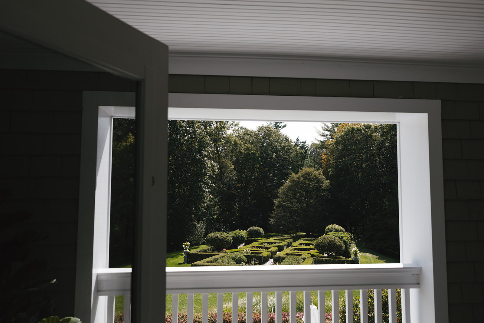 Mayflower-Inn-Garden-Tented-Wedding 17