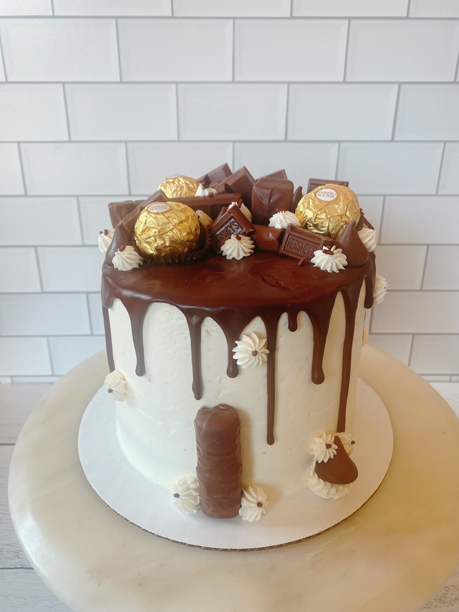 IMG CHOC LOVERS CAKE
