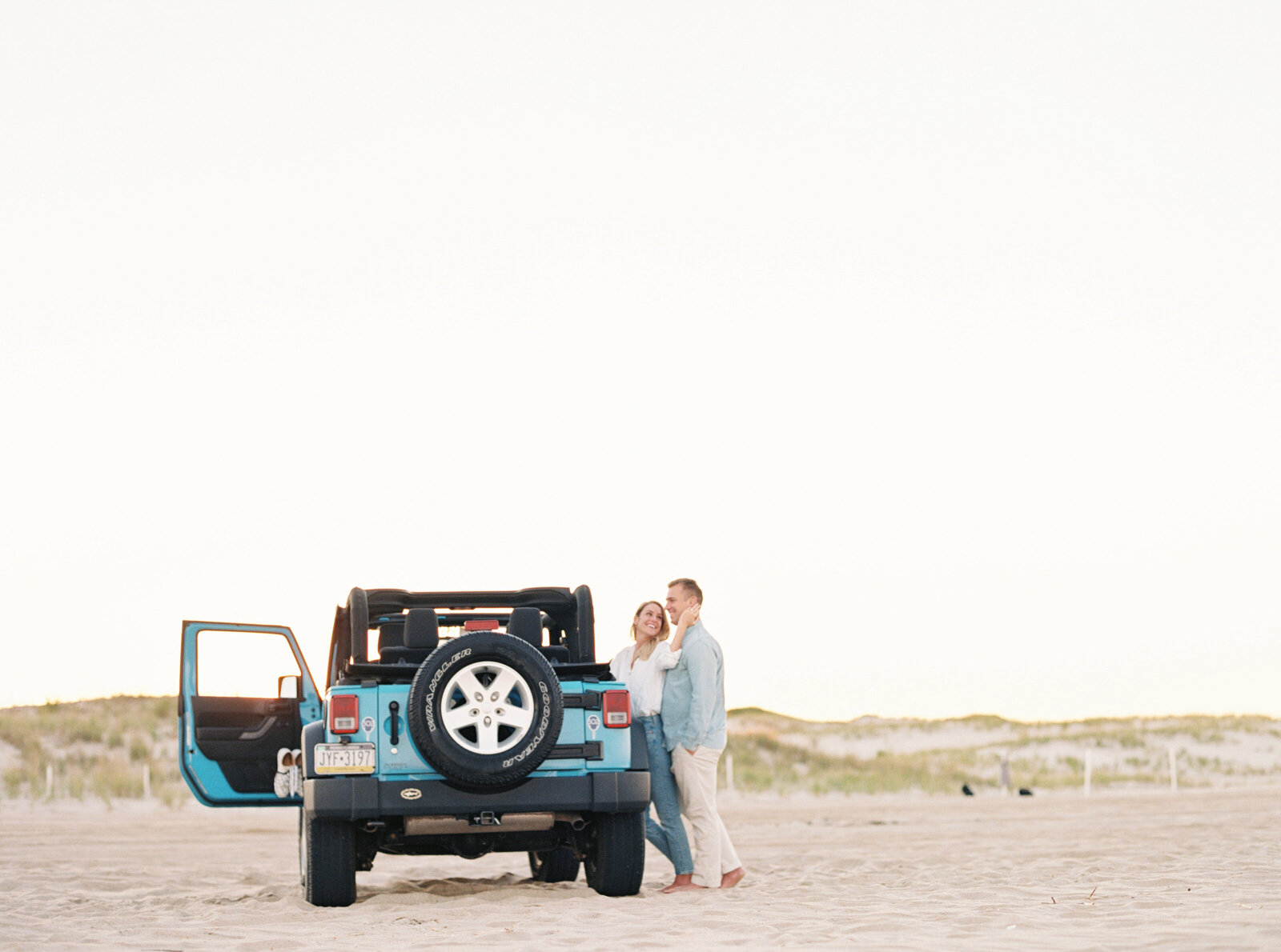 Fine art beach engagement session_53351