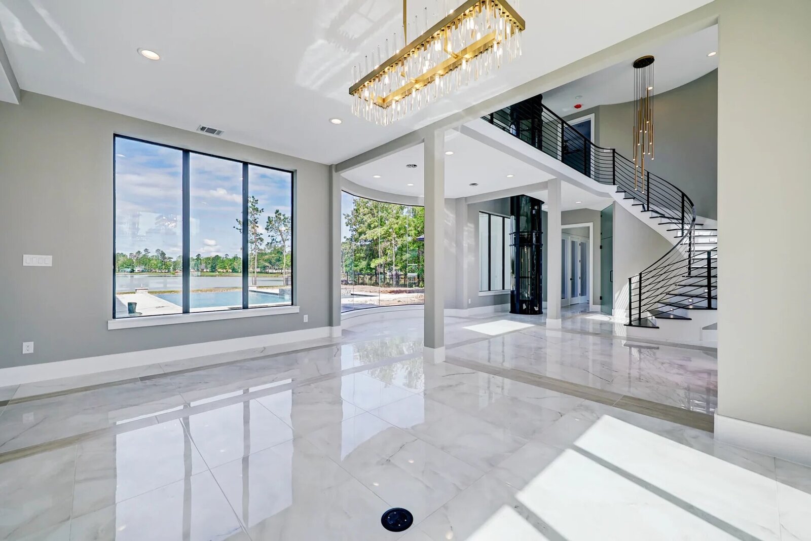 Livingston-Custom-Homes-Oyama-Custom-Build-Main-Room