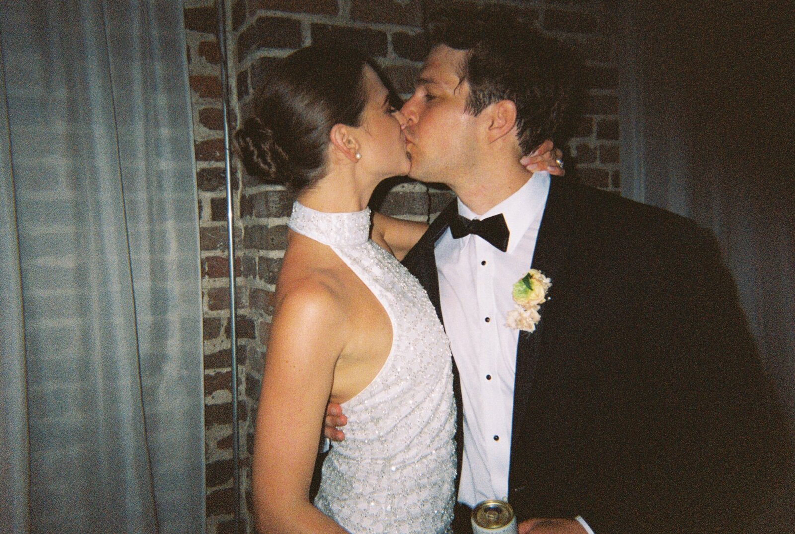 MAC+BRADY KISS CAM COVER
