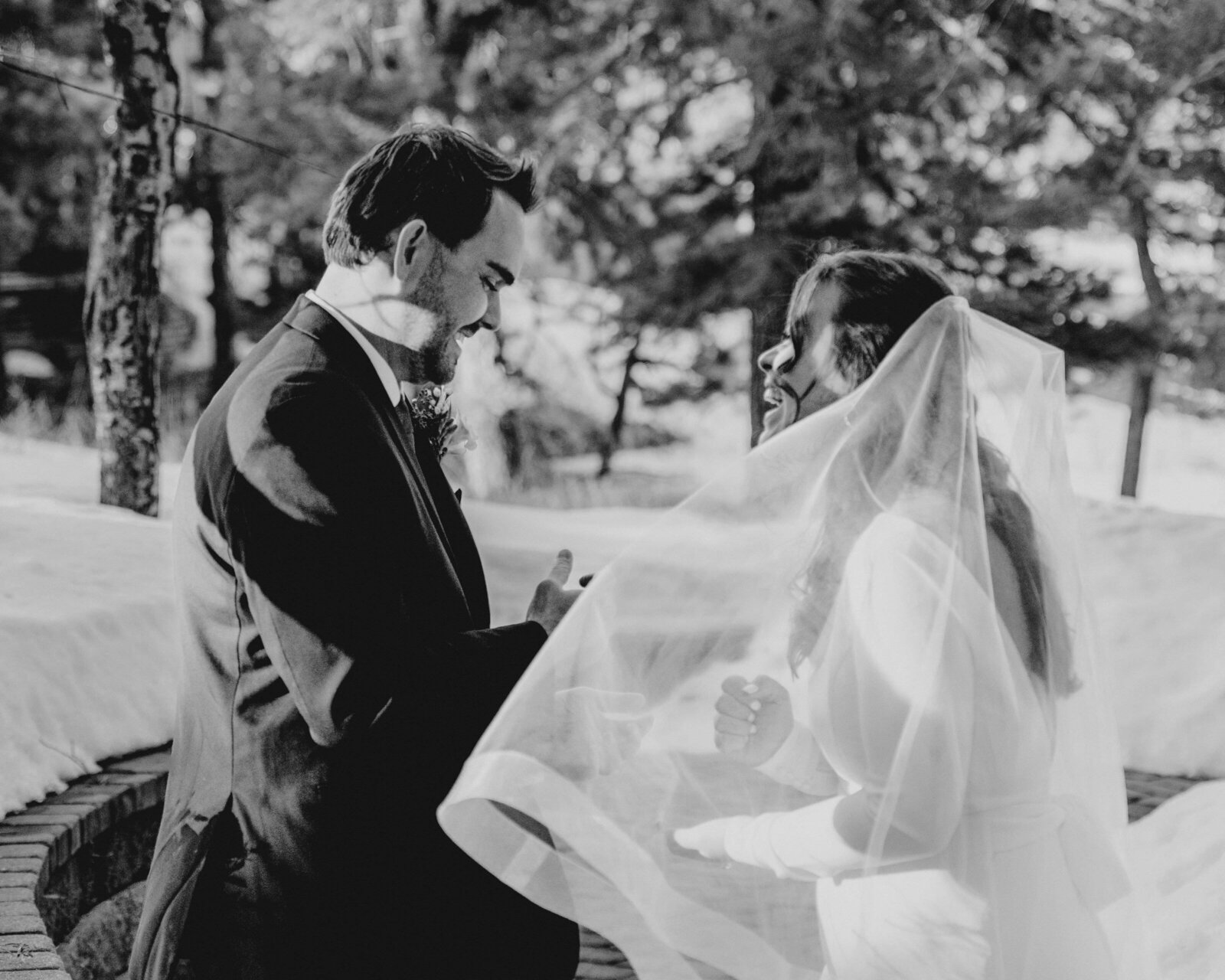 photographer in denver colorado - bride and groom
