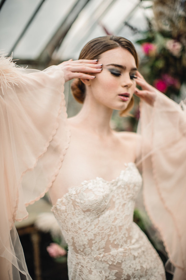 Grace-blush-wedding-dress-JoanneFlemingDesign-Braid&Bloom-RebeccaSearlePhoto (15)