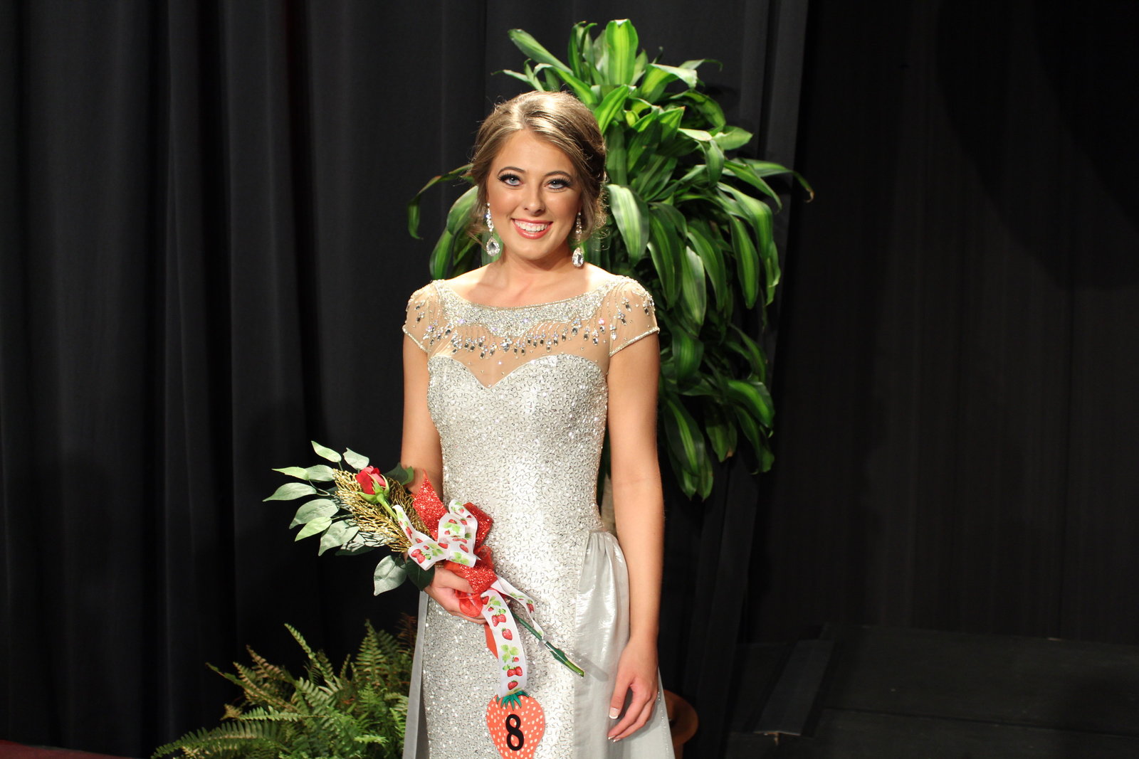 West Tennessee Strawberry Festival - Humboldt TN - Pageant - Main Terr39