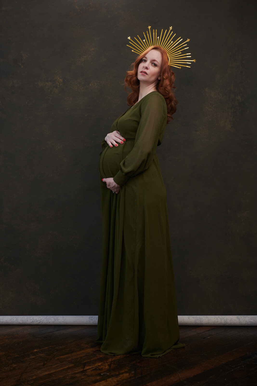 Fine Art Maternity Portrait with Halo in Minneapolis Studio Setting-02