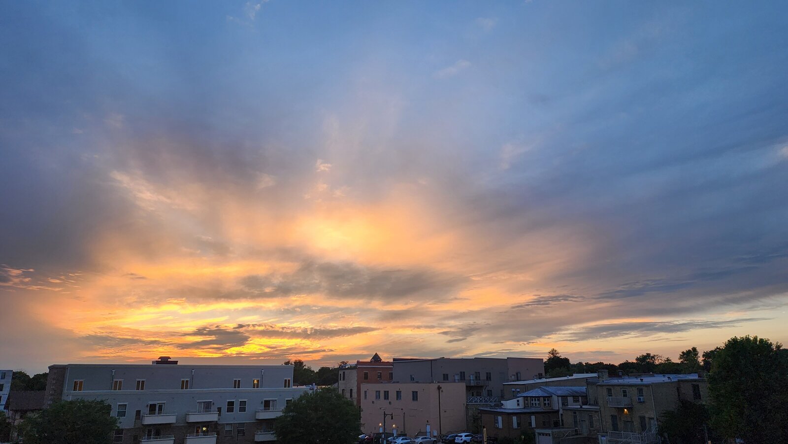 20230711_203059