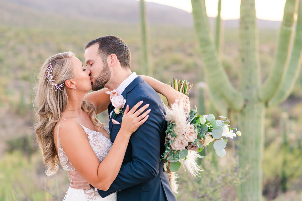 barn-wedding-at-Tanque-Verde-Ranch-in-Tucson-073