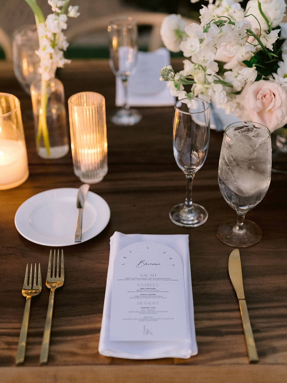 phoenix-wedding-florist-reception-place-setting-elegant