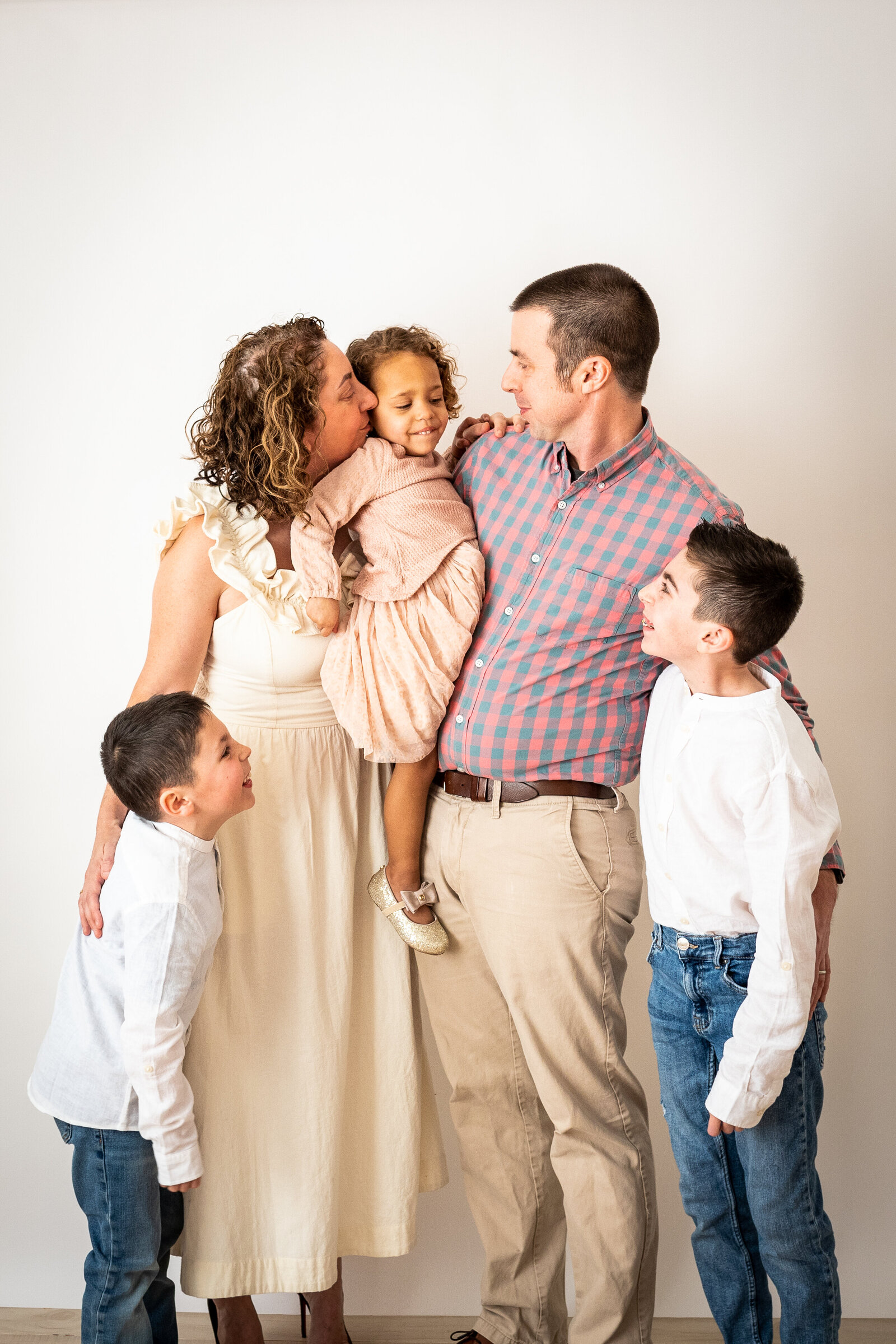 brighton-howell-milford-hartland-fenton-family-photographer-anadalai-photography