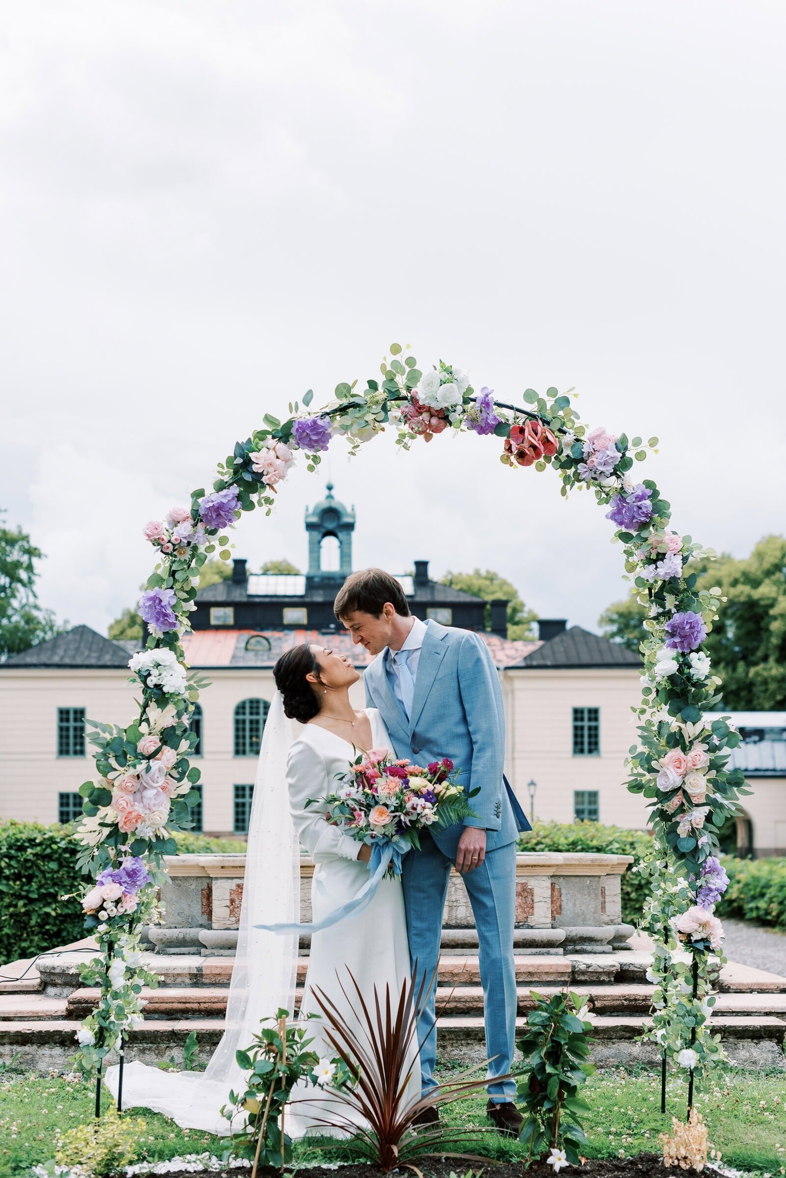 Destination Wedding Photographer Anna Lundgren in Stockholm Wedding at Nasby Slott in Stockholm Sweden_030