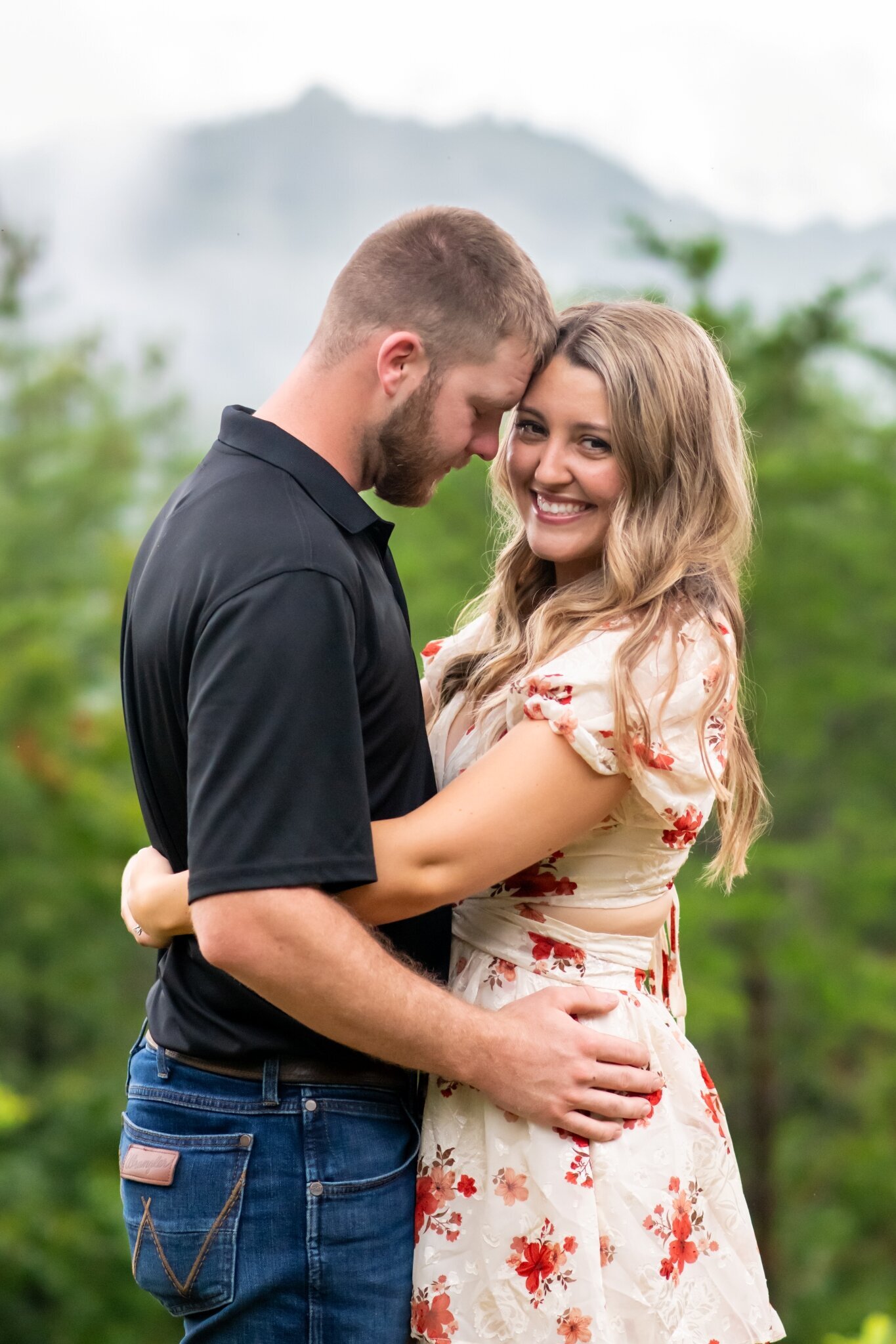 Engagement_Photographer_Pigeon_Forge_TN