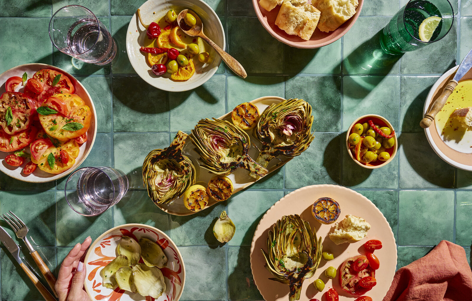 Mediterranea-Grilled-Tablescape-Summer