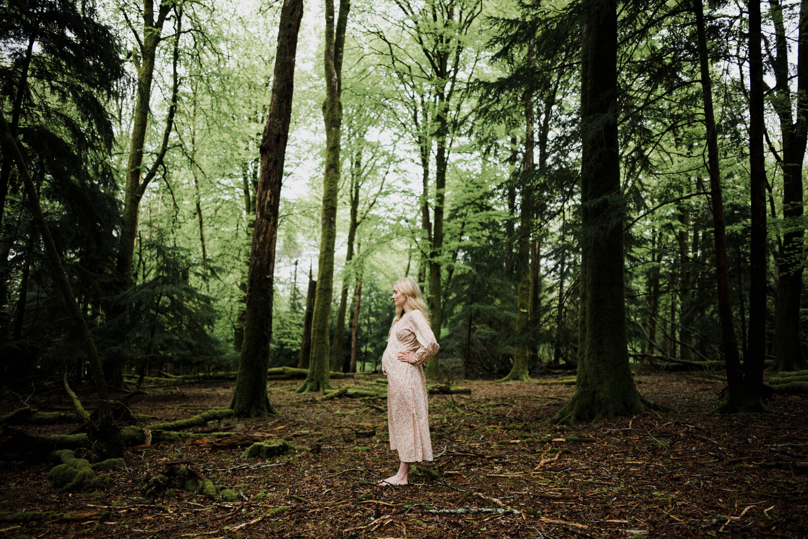 Devon maternity motherhood photo shoot Dartmoor Liberty Pearl Photography20