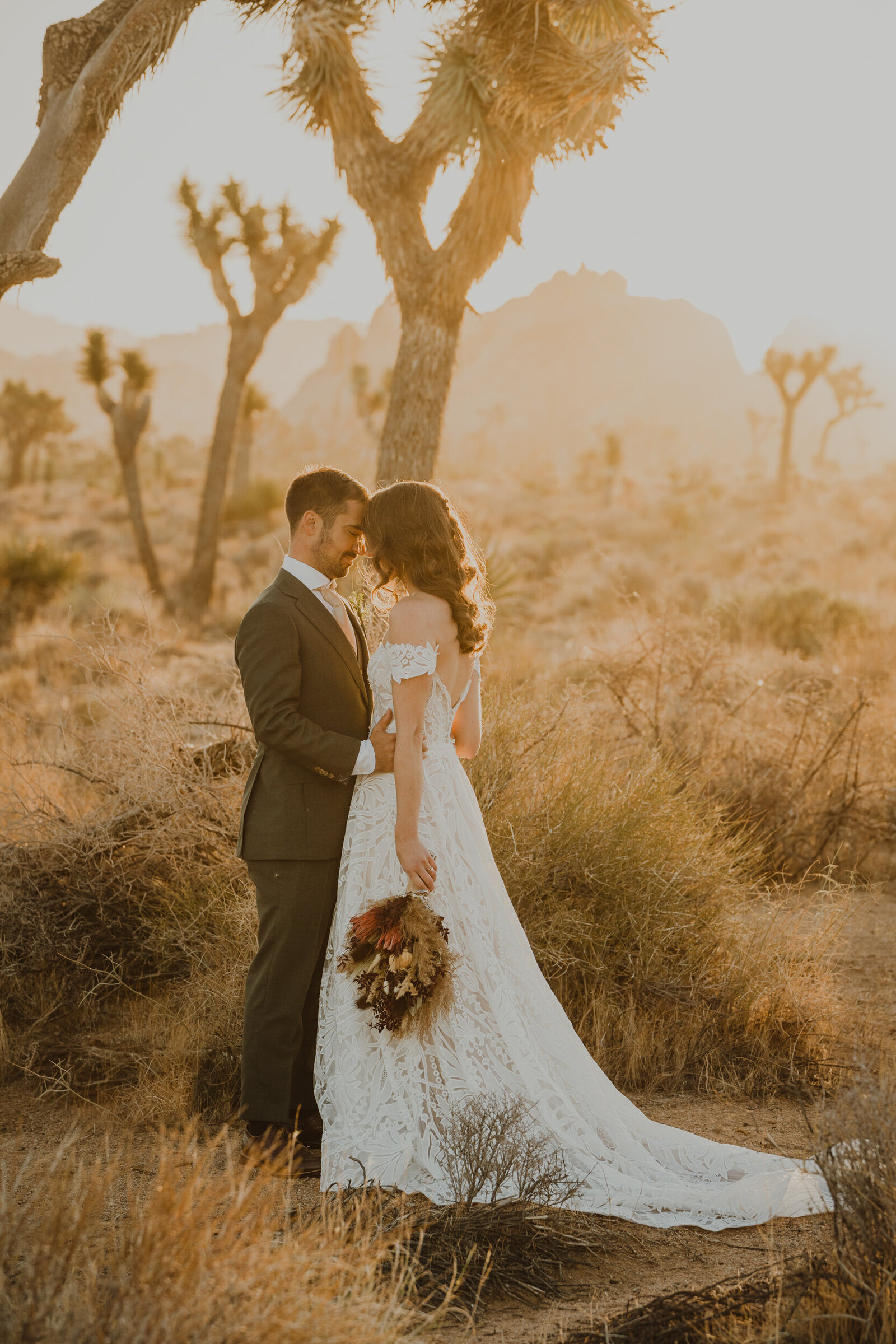 joshua tree elopement photographer-179