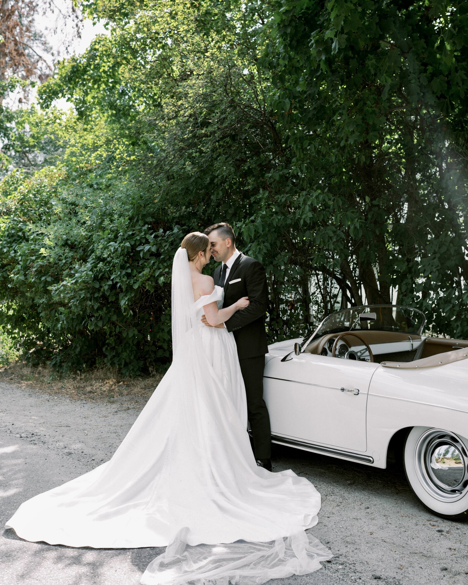 Luxury Vintage Wedding Car for Hire | Porsche 356 Speedster