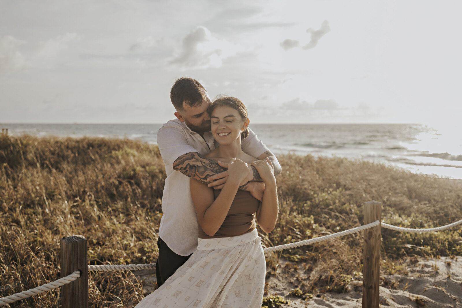 EmilyandTommy_Beach-143