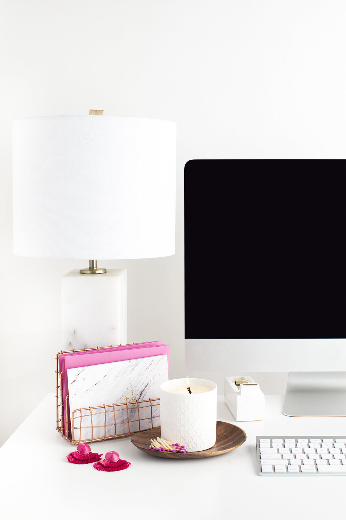 Dark_Pink_Desktop_Social_Squares_Styled_Stock026