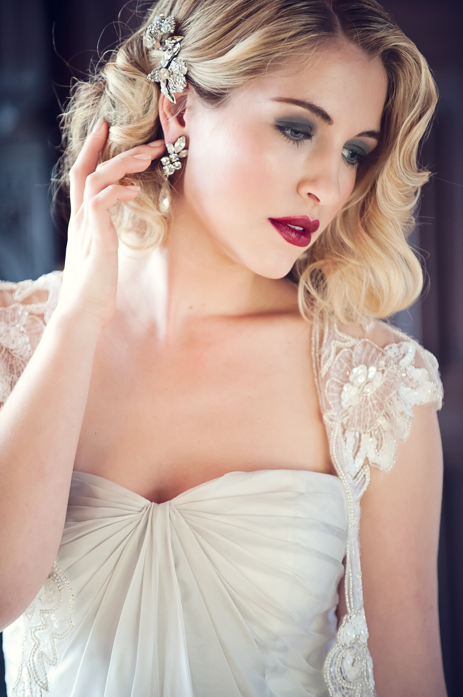 Makeup for a model with Great gatsby inspired makeup