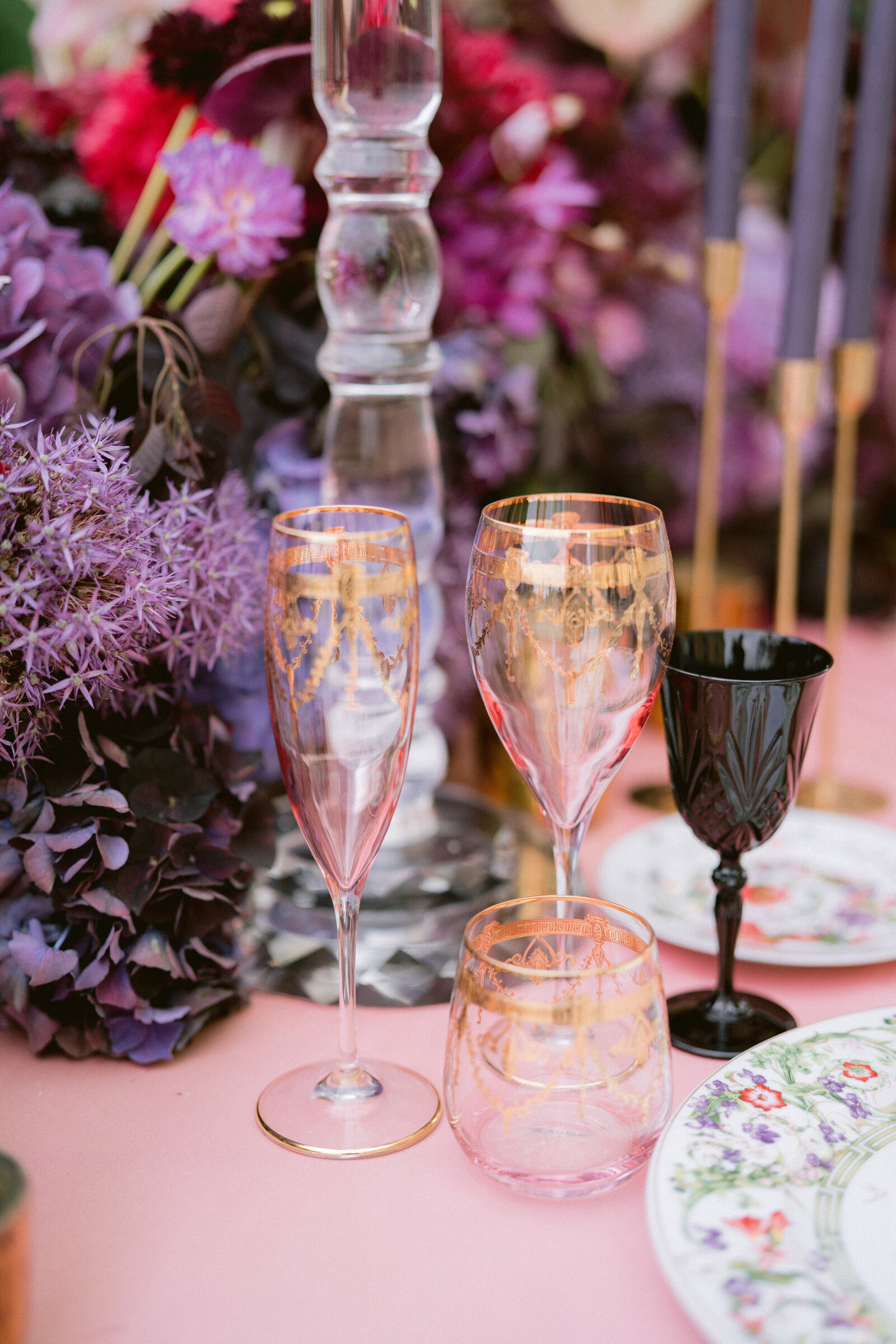 VERSACE CHARGER PLATES GLASSES luxury wedding planner designer France