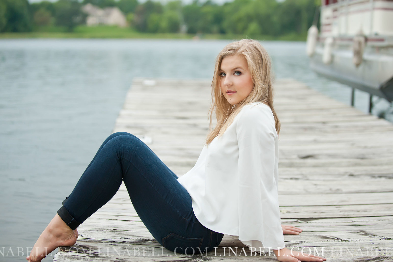 maple-grove-outdoor-senior-photos178