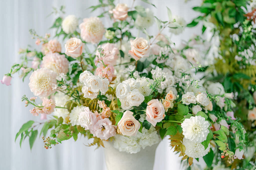 Montreal Science Center Wedding | Montreal Top Wedding Photographer | Luxury Moment Photography-02401