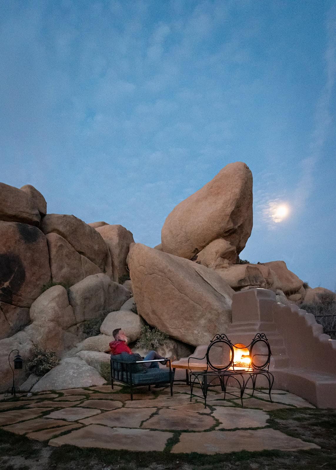 Top-Destination-elopement-photographer-for-luxury-multi-day-weddings-Joshua-Tree-Soul-And-Sky-Weddings-17