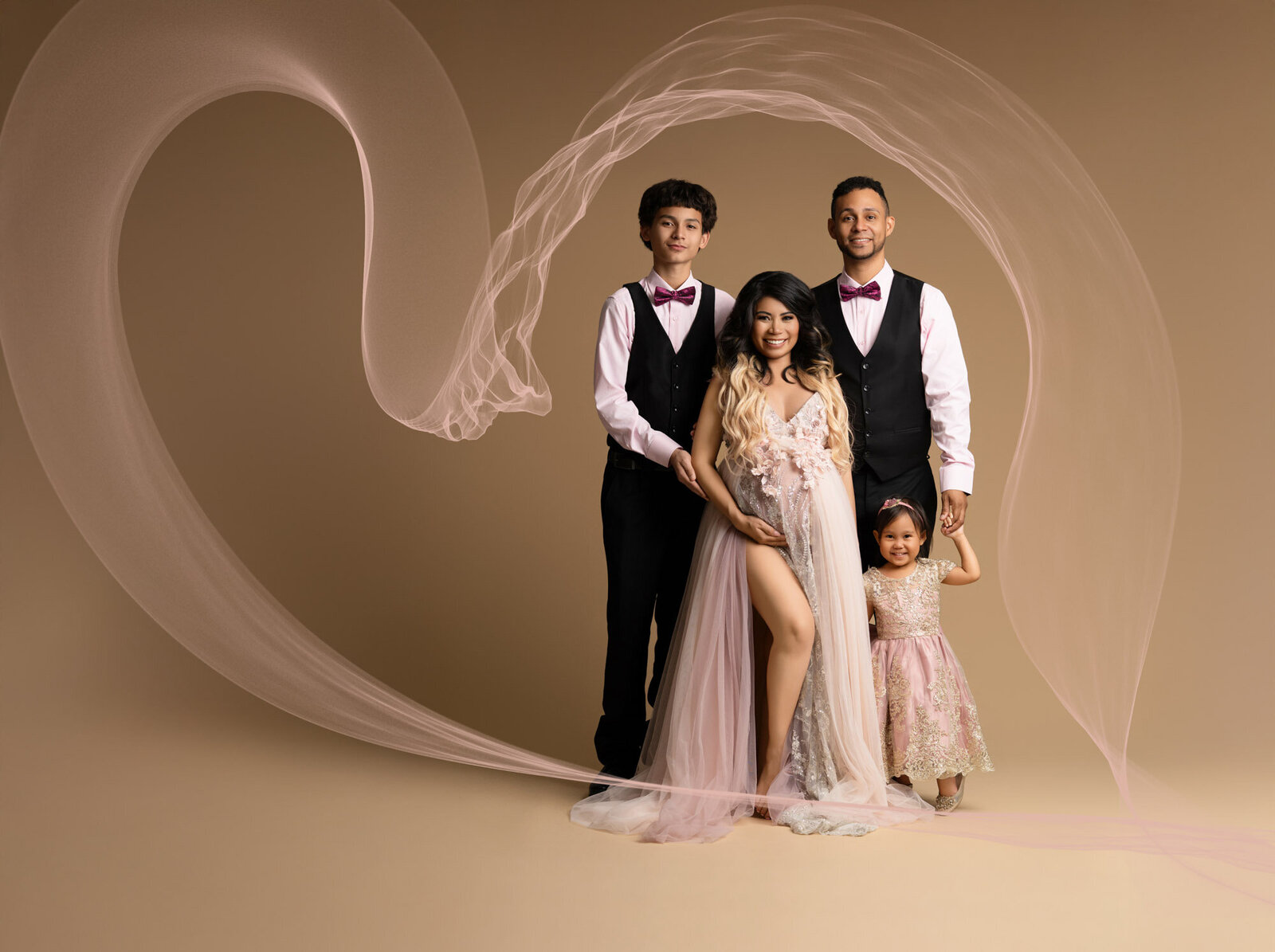 orlando-pregnancy-photographer-for-luxury-moms