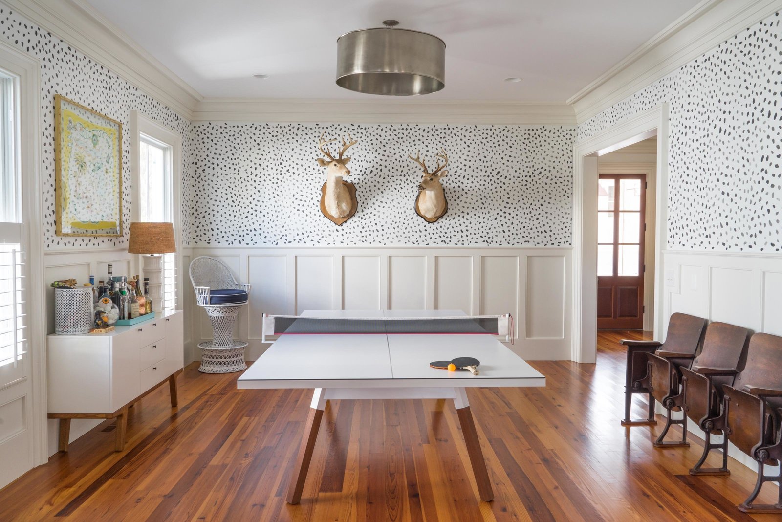 Interior photograph of Charleston artist Sam Sidney's ping-pong dining room