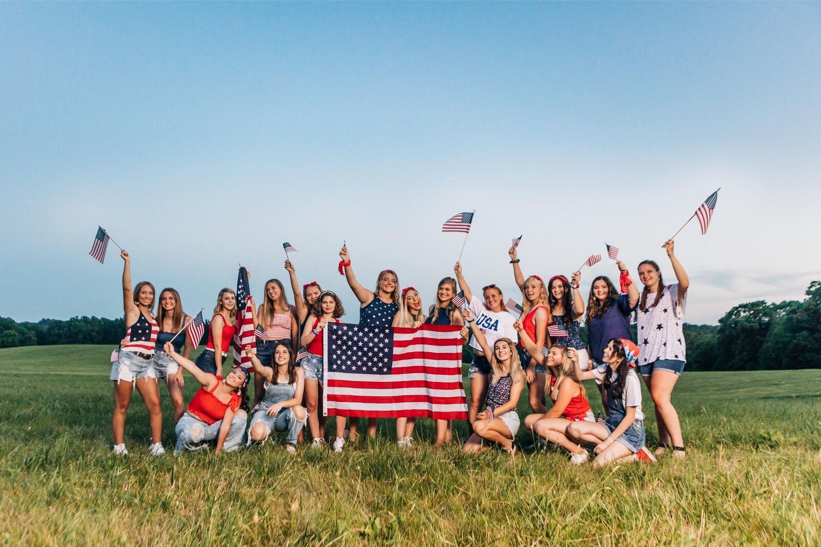 patriotic-seniors-group-central-va-senior-photographer-group