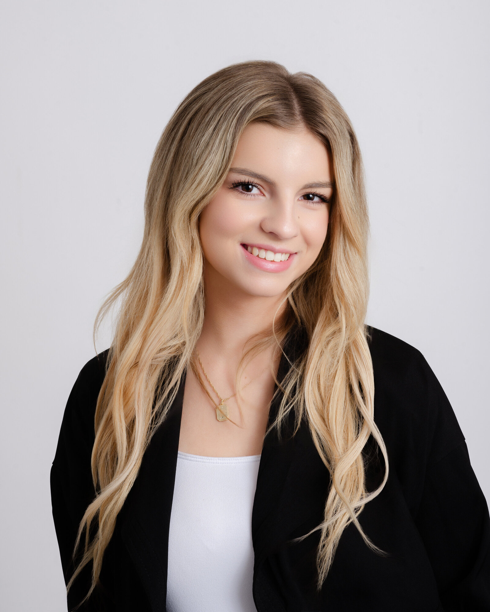 LKDP Headshots-39