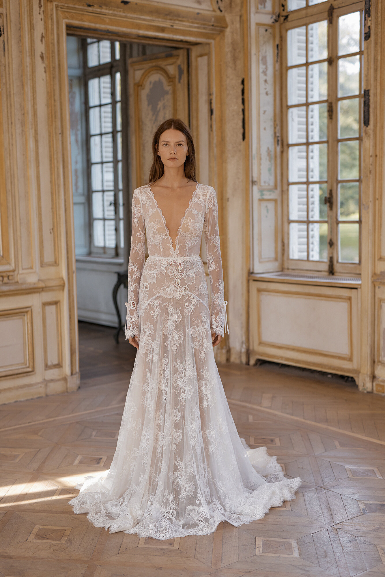 Lace wedding dress with long sleeves