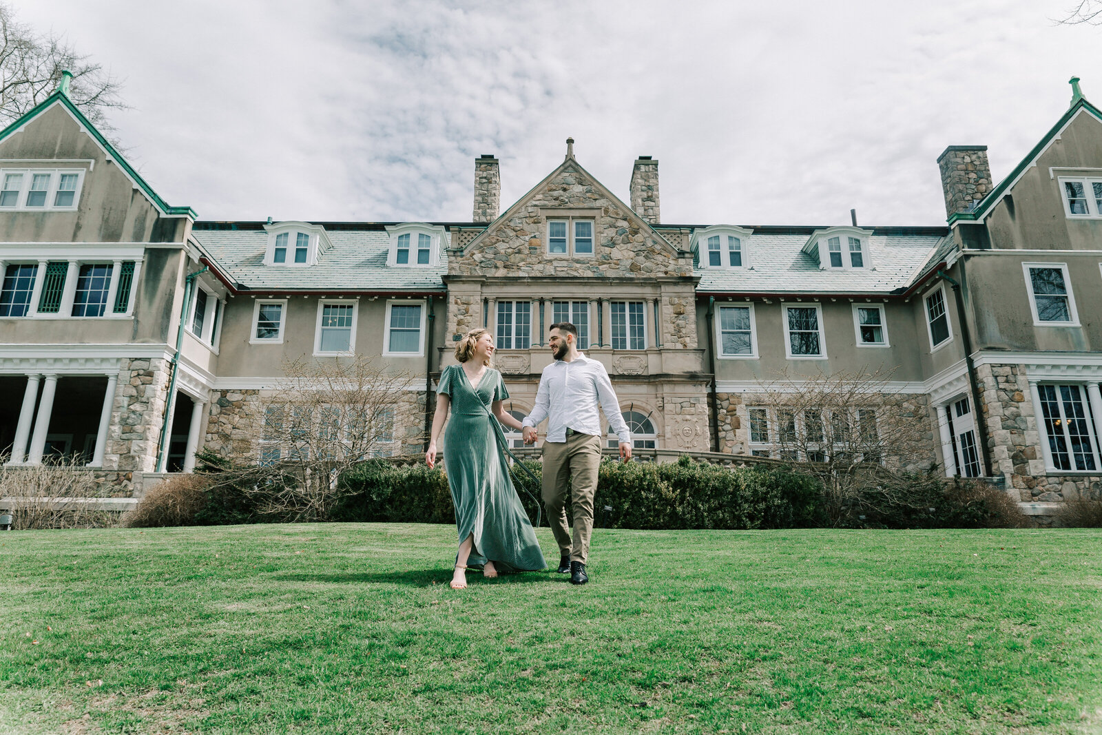 massachusetts-wedding-photographer-blithewold-newport-ri-engagement-photographer-40