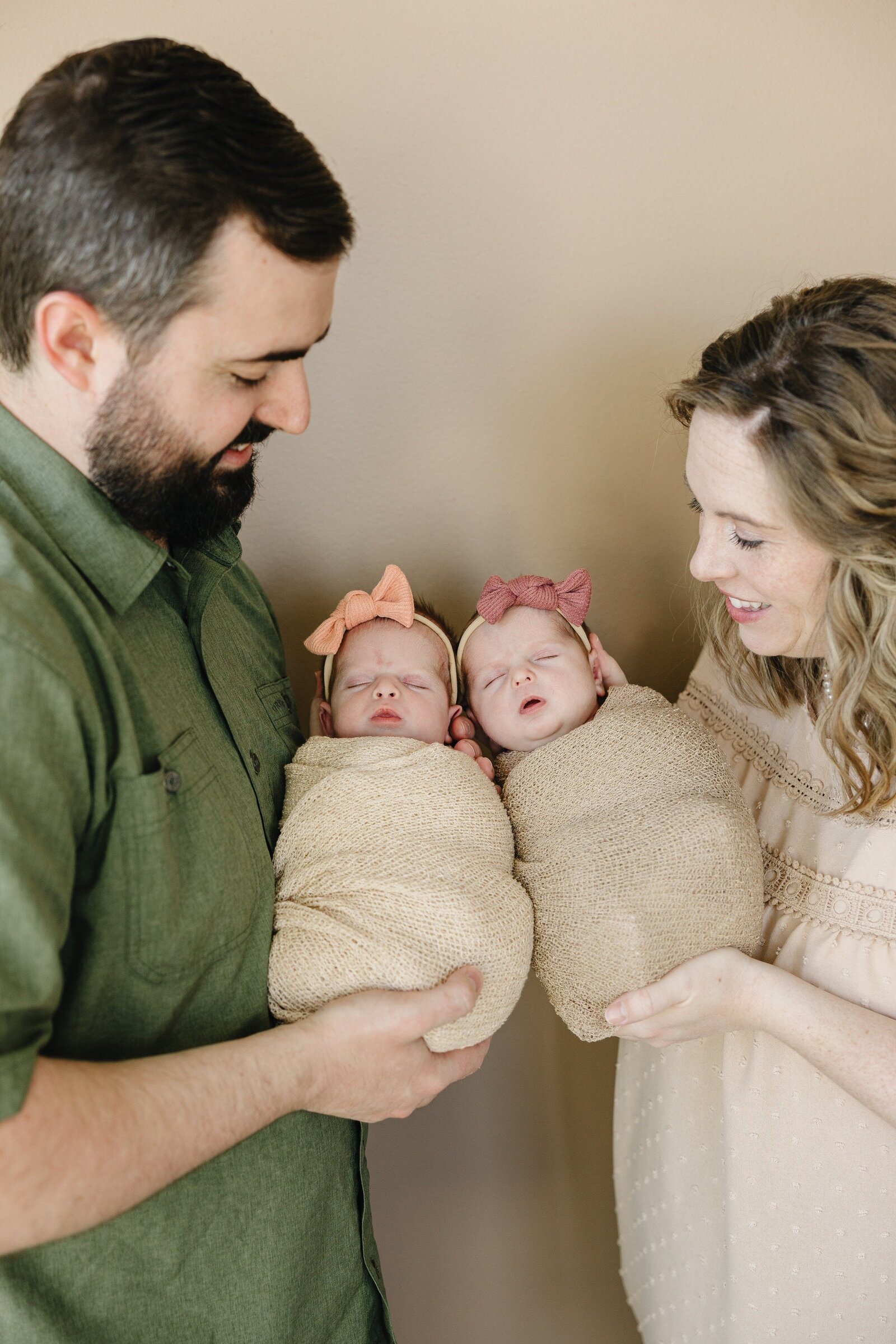 NEWBORN FAMILY REGIE ANN WITH KYLEE ANN STUDIOS0021