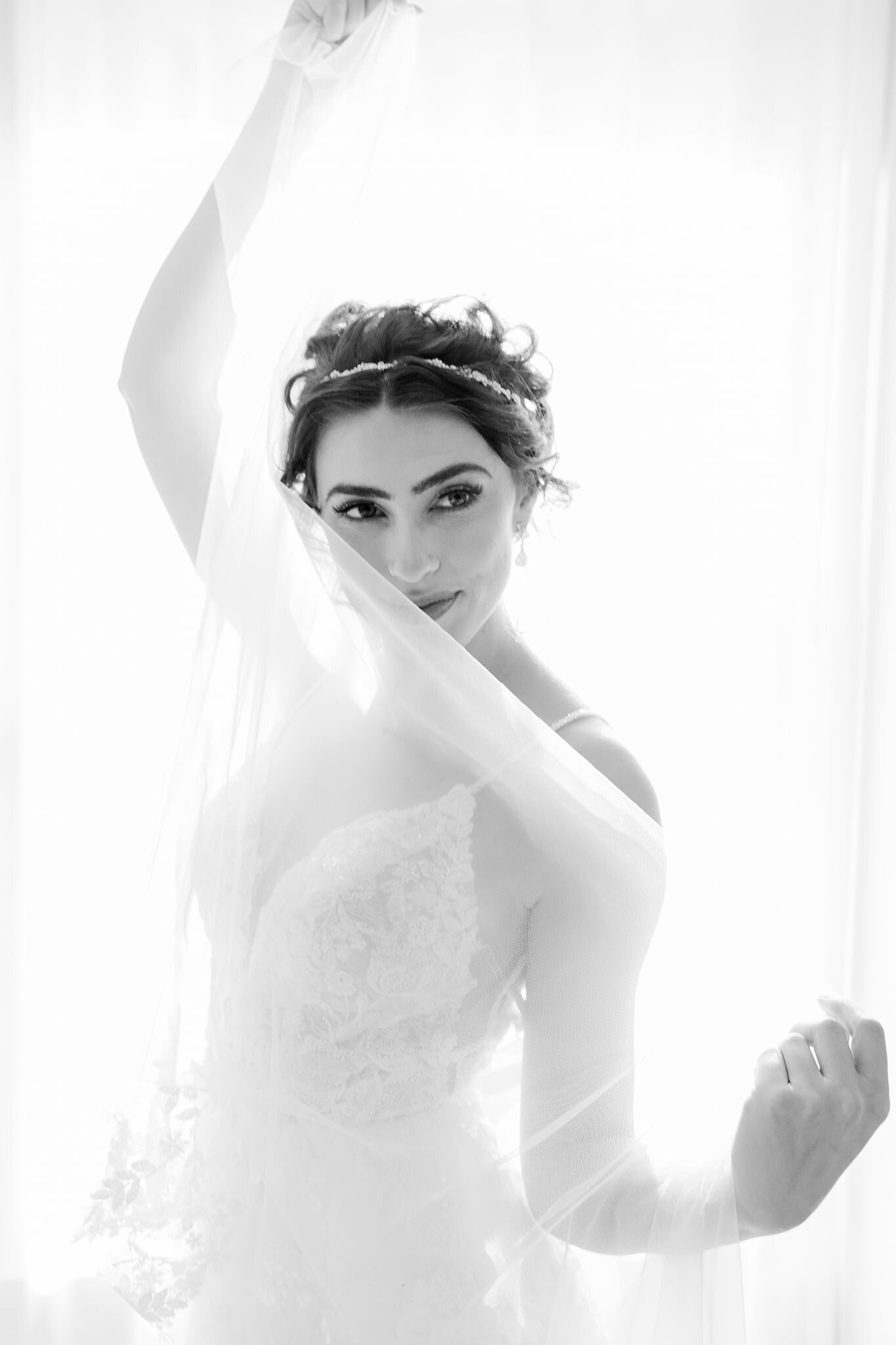 bride at hotel northland in green bay wisconsin