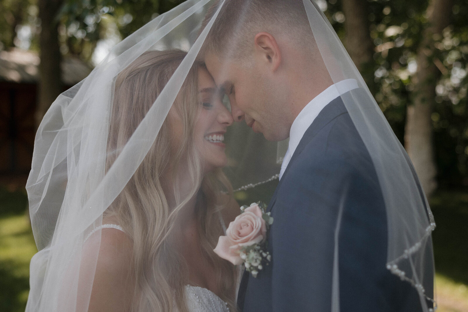 Hawaii Wedding Photographer