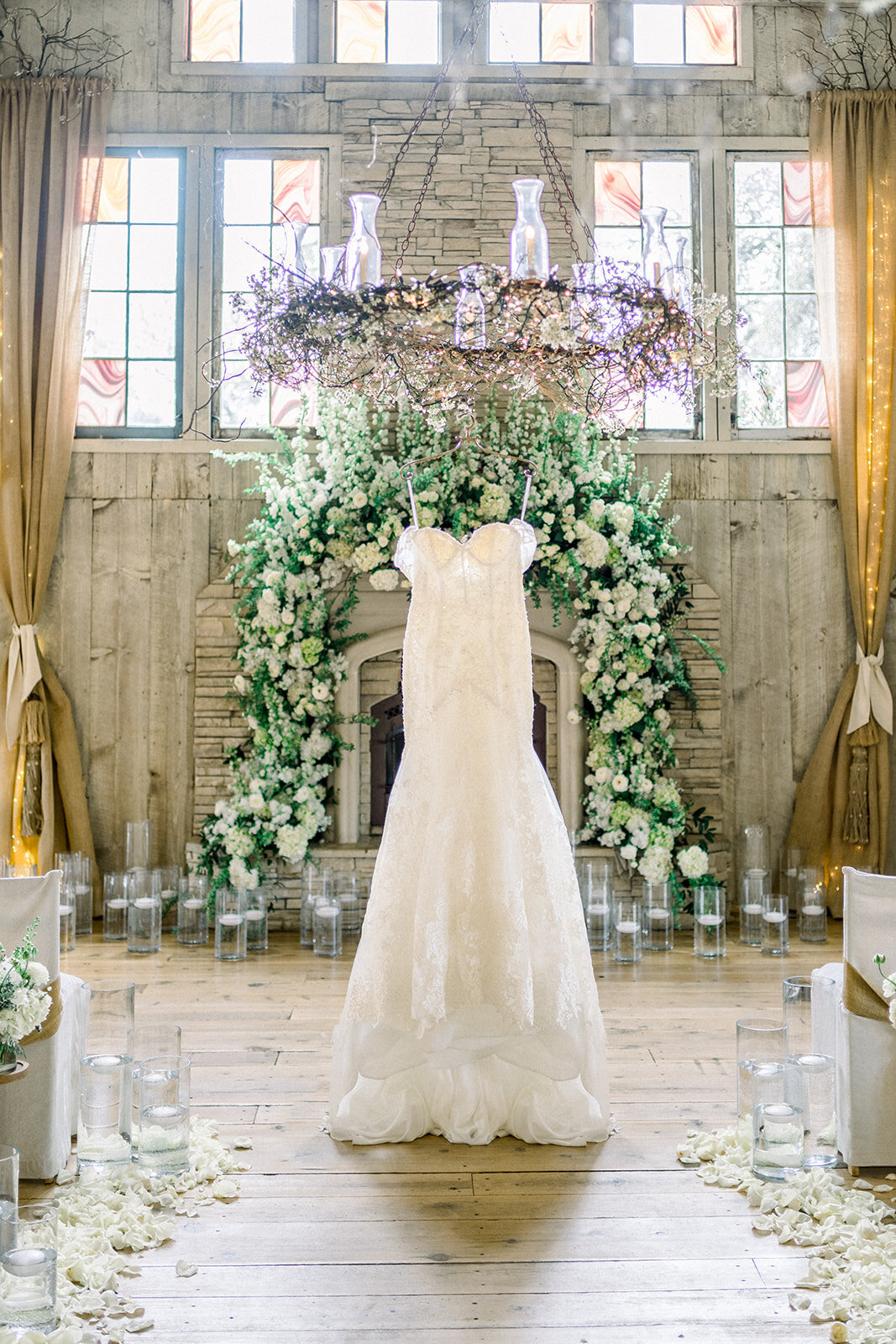 Bride’s Stunning Lace Gown at Union Hill Wedding, California
