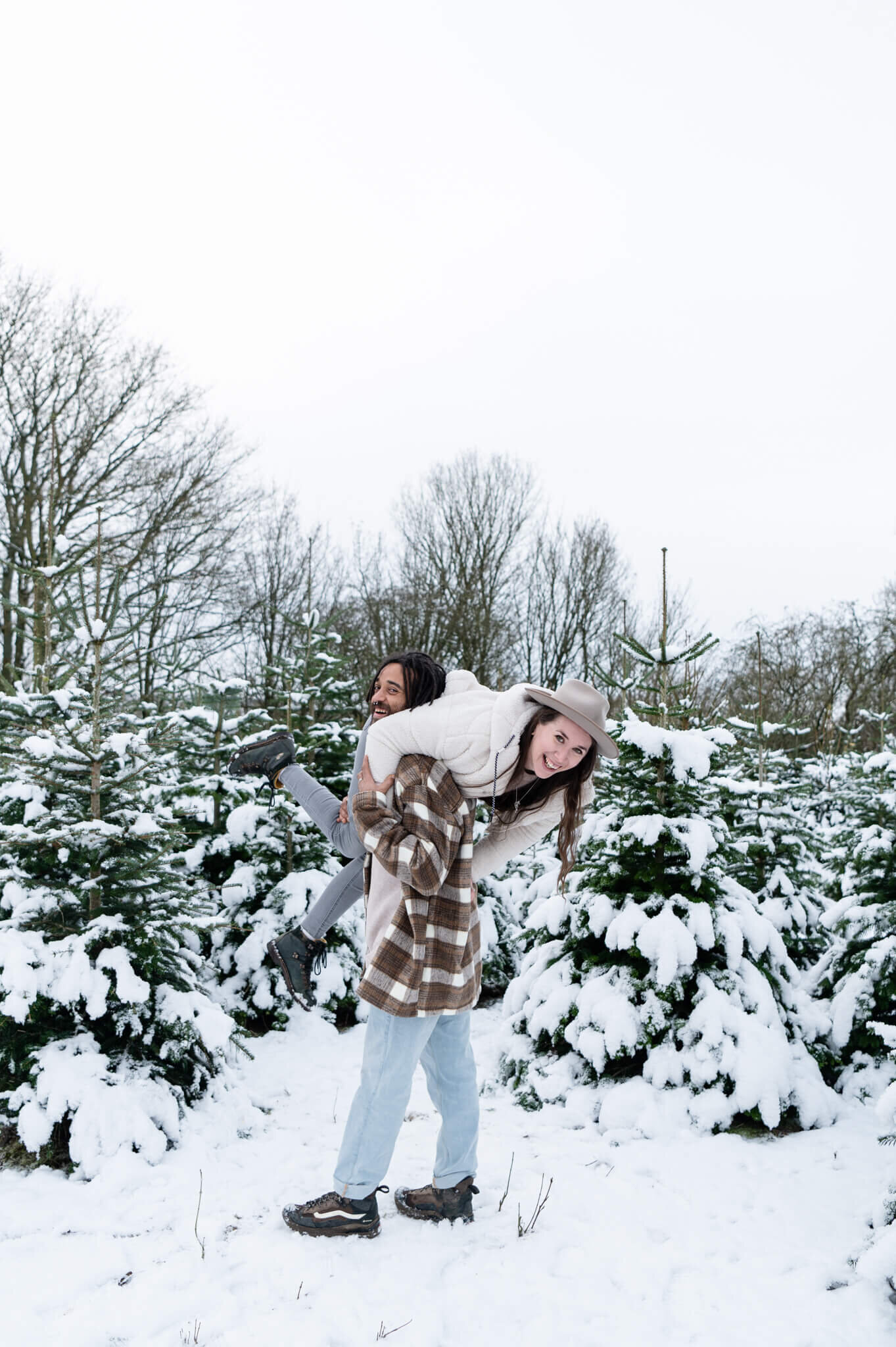 Chloe Bolam - Warwickshire Buckinghamshire UK Couple and Engagement Photographer - Fun Engagement Photographer - Warwickshire Christmas Tree Farm - R & J - 17.12.22 - 11