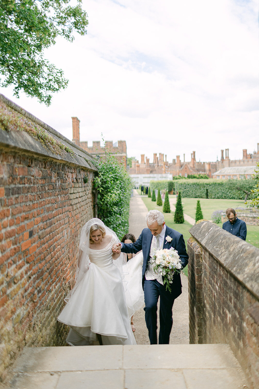 leanne-james-wedding-couple-portraits-philippa-sian-photography-5