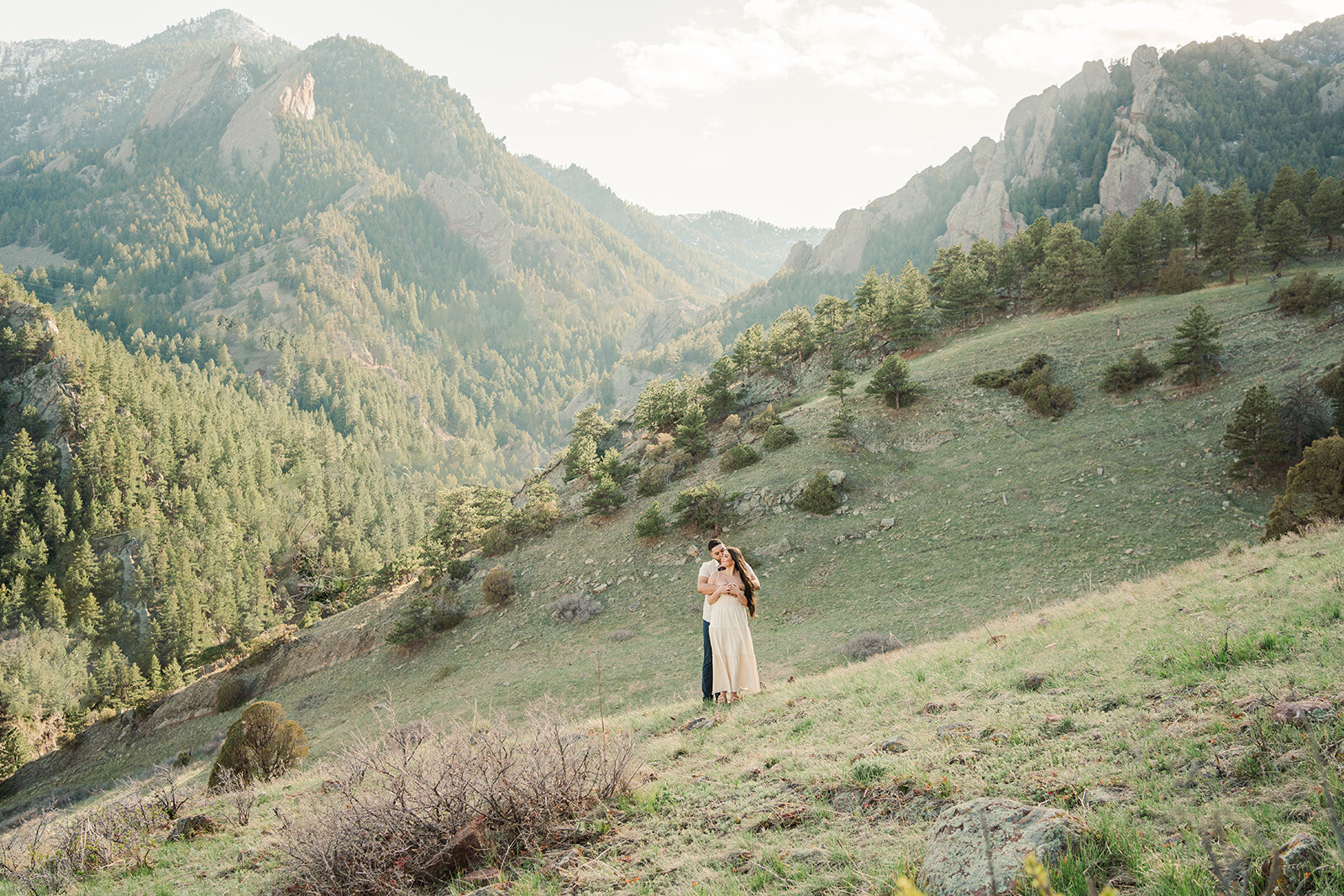Whether you're celebrating an anniversary, engagement, or just because, a romantic couple's session in the Colorado mountains is the perfect way to capture your love. Sam Immer Photography will create a personalized and meaningful experience just for you.
