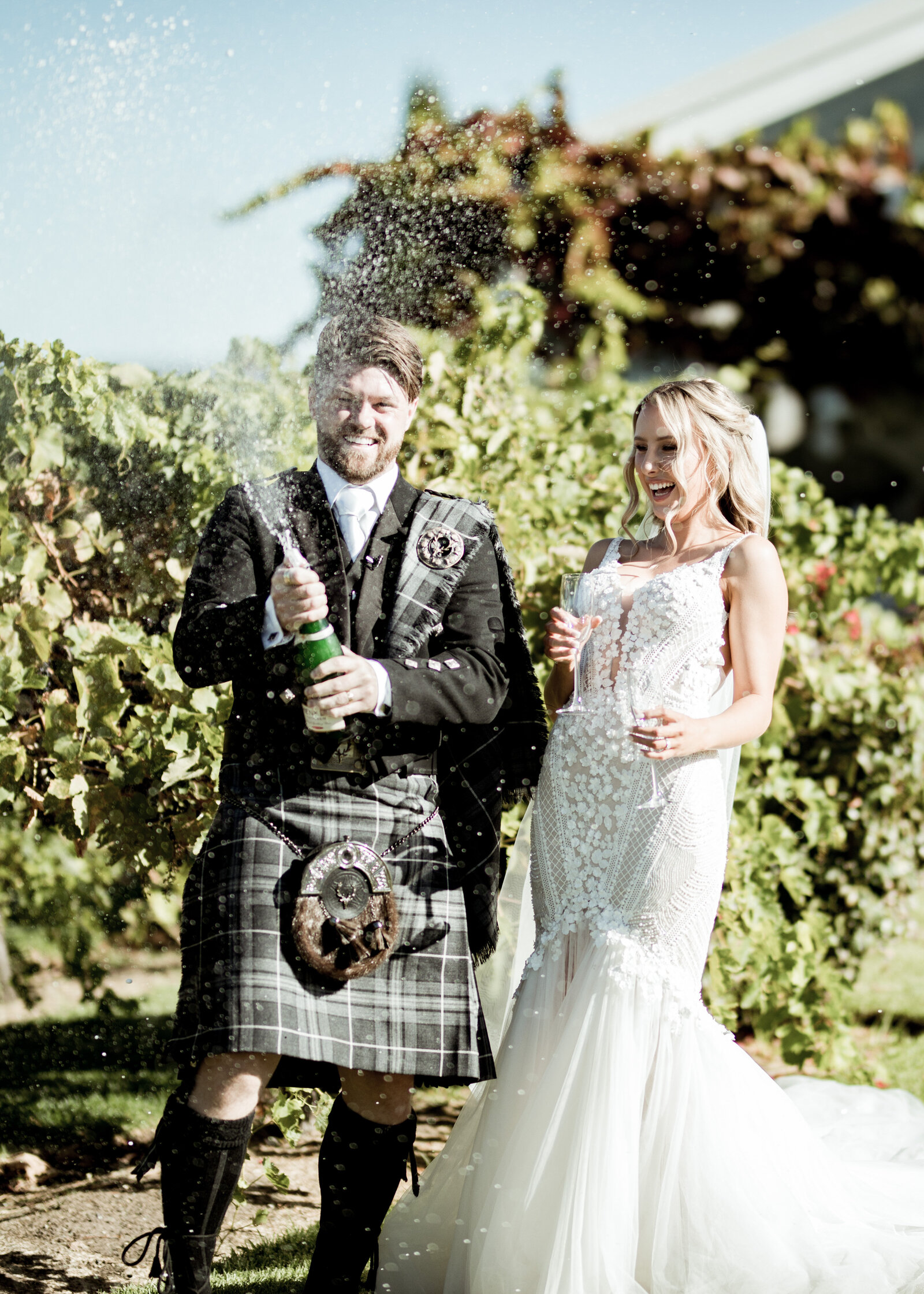 Helen-Craig-Lloyd-Brothers-Wines-Wedding-Rexvil-Photography-550