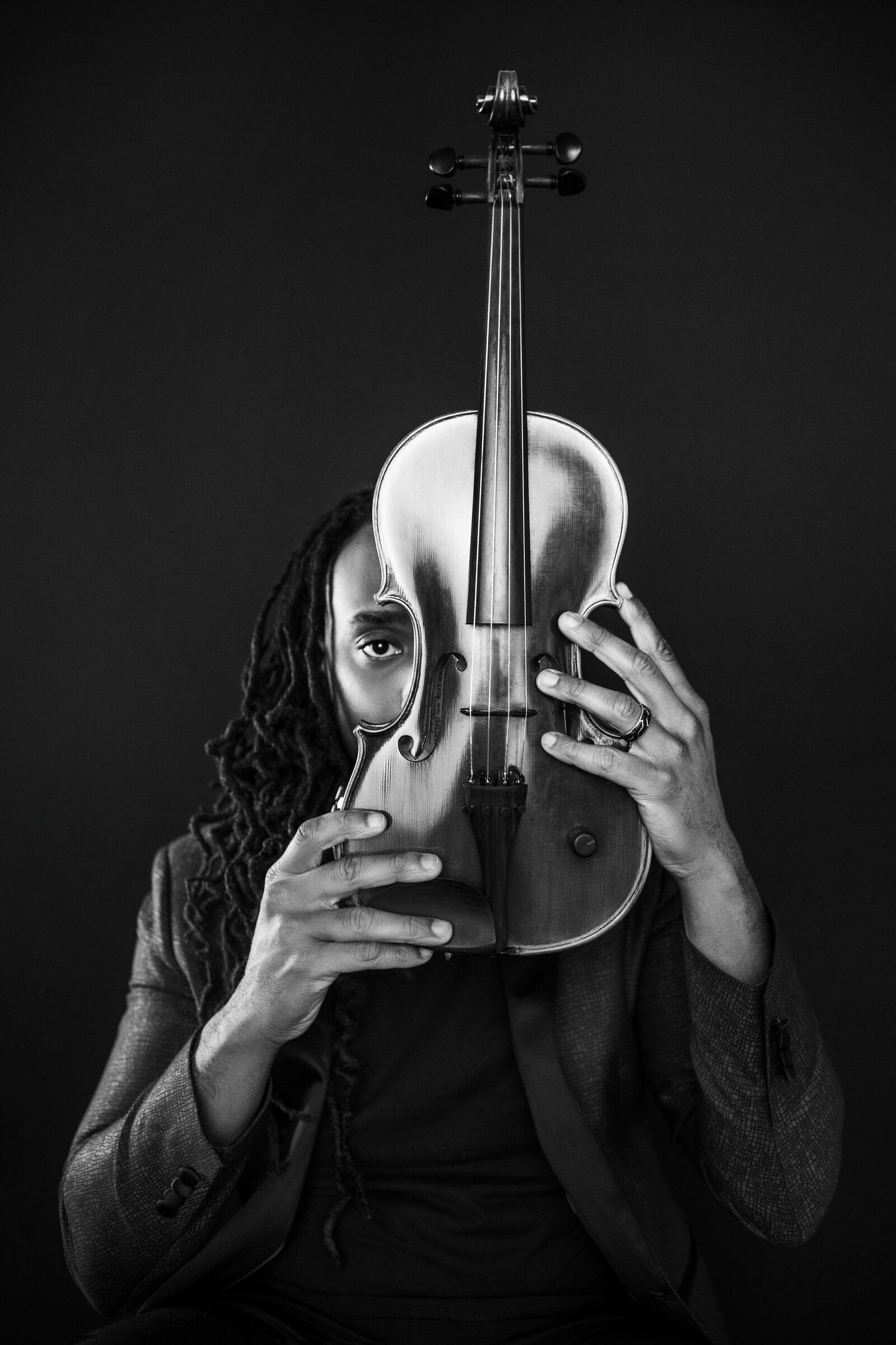 T-Ray Violinist_1