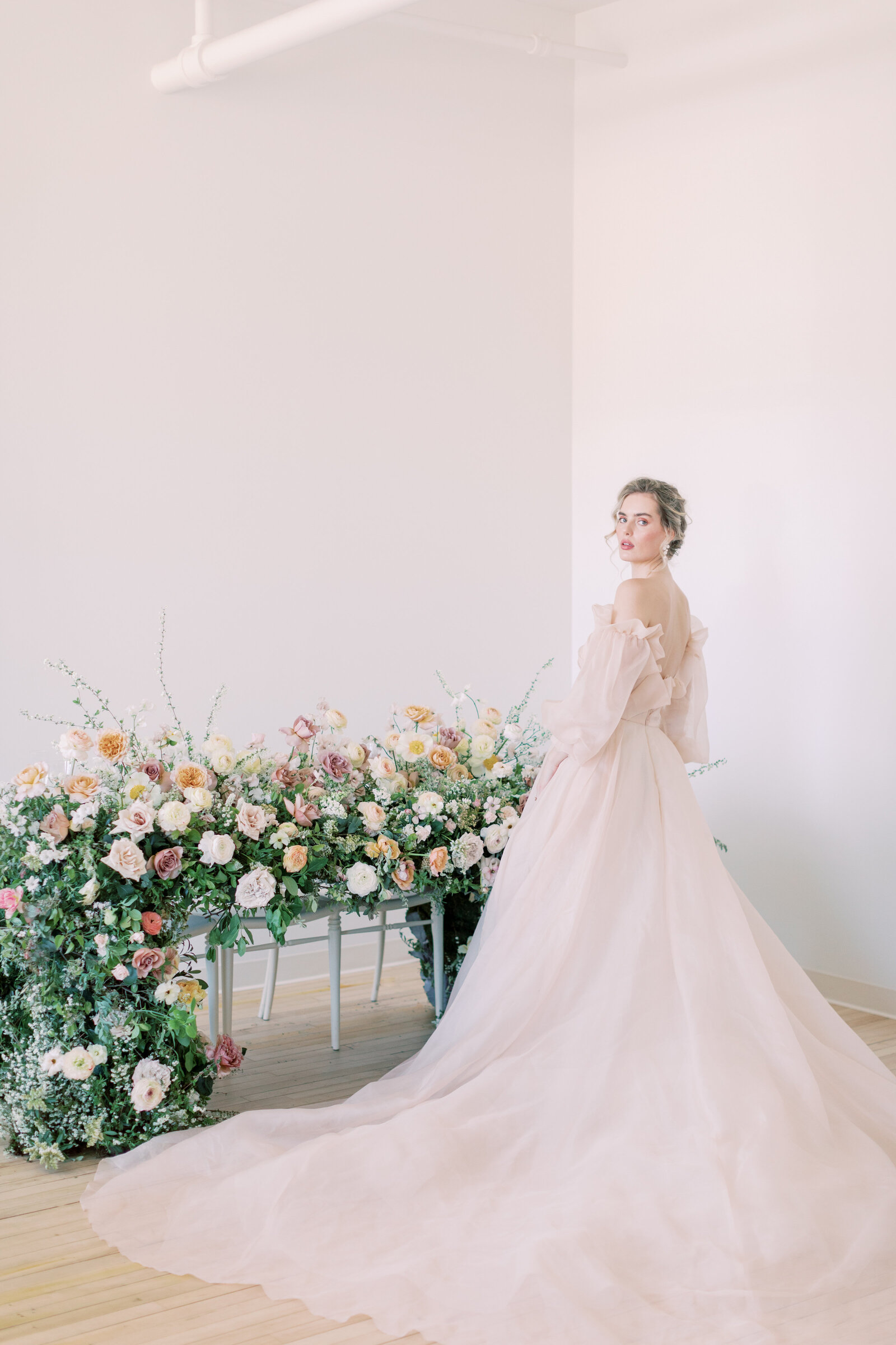 with_grace_and_gold_showit_theme_showit_themes_showit_template_showit_templates_showit_design_showit_designer_best13