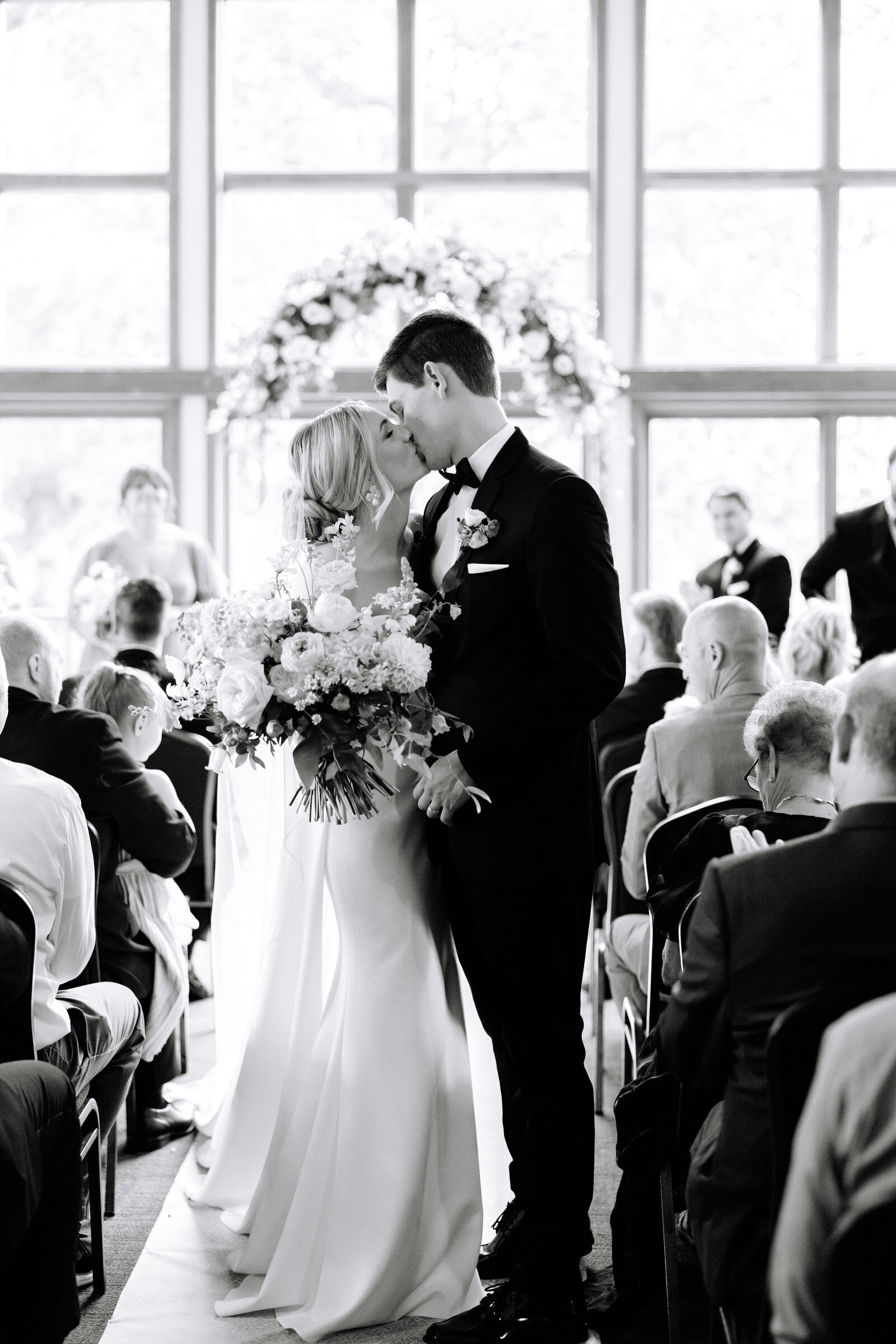 Midwest Luxury Wedding Photographer Lainie Arnold-12