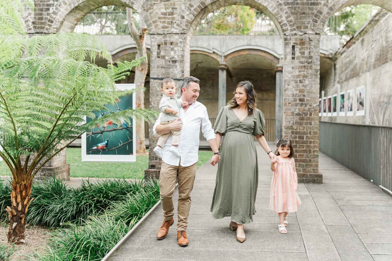 Sydney_lifestyle_photographer_SugarTreePhotography_GejieandLuke_PaddingtonReservoirGardens_12Nov2023_SM_0003