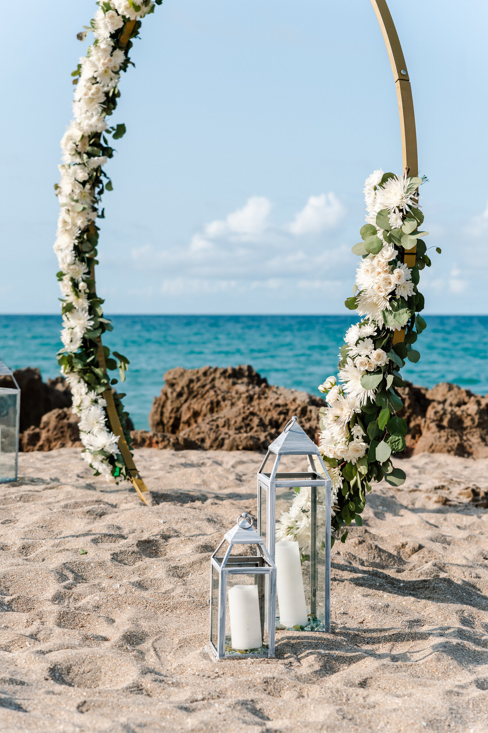 beach-ceremony-decor-Dreamday-Destinations-Verola Studio LLC0291