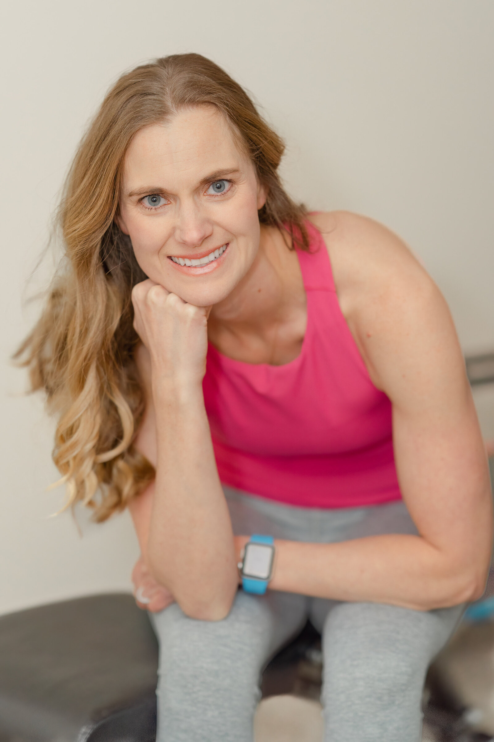 lifestyle headshot during Chantilly,Virginia branding photography